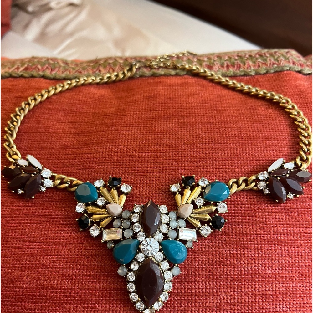 J Crew Beautiful Turquoise and Ruby Faux Gemstone Necklace